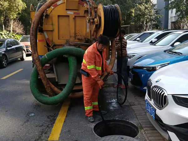 畅好乡排污管道清淤