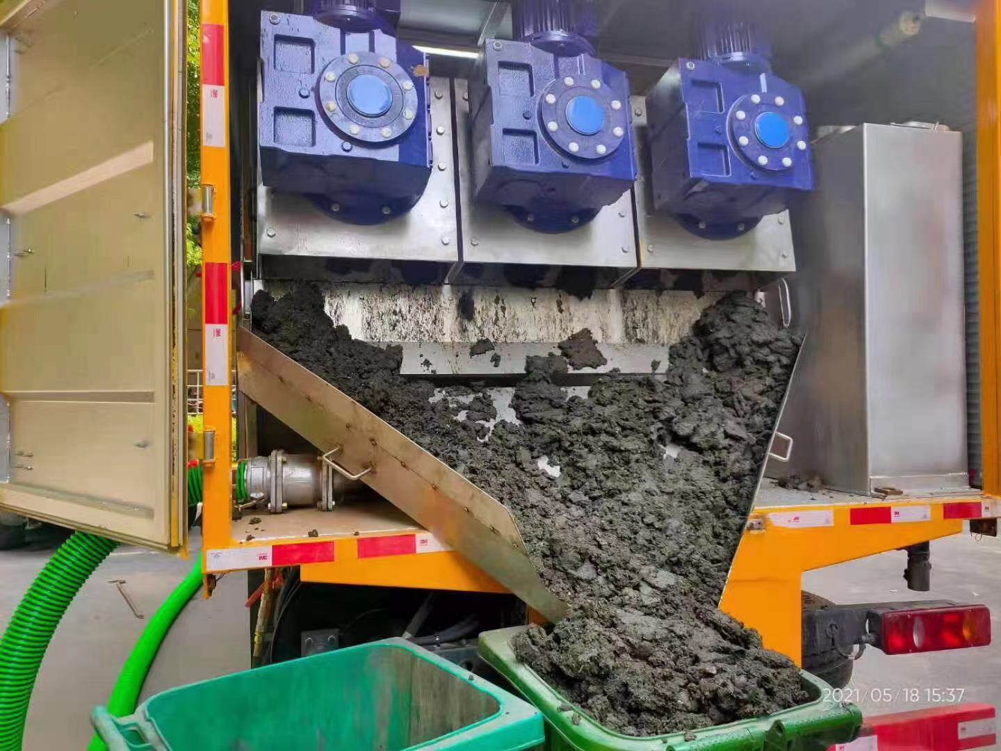 畅好乡化粪池清掏城市维护站-泥浆净化干湿分离处理